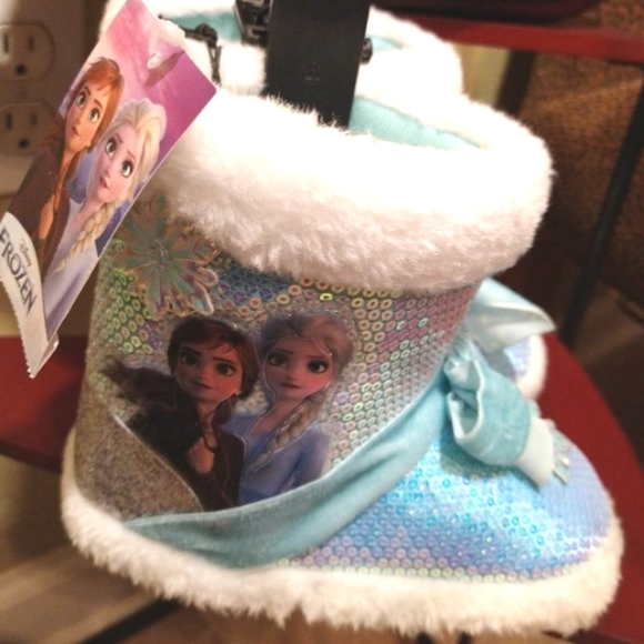 Disney- NWT Frozen Light Blue Girls Boot Slippers- Size 9/10 - Picture 8 of 9